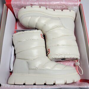 Hunter Maribel Lug Sole Insulated Waterproof Snow Booties in Ivory